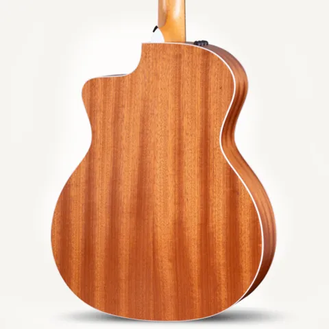 100 Series アコースティックギター | Taylor Guitars